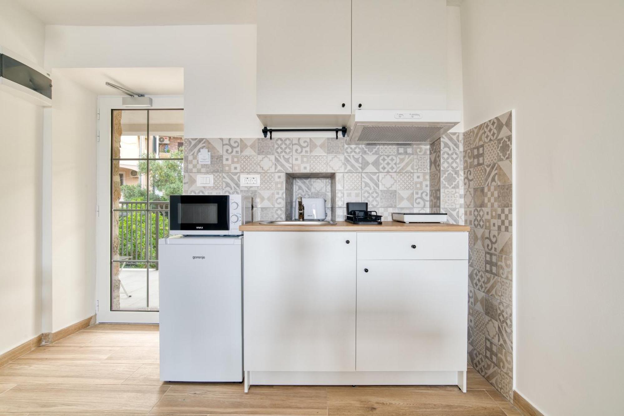Sm Beach Residence Петровац Экстерьер фото