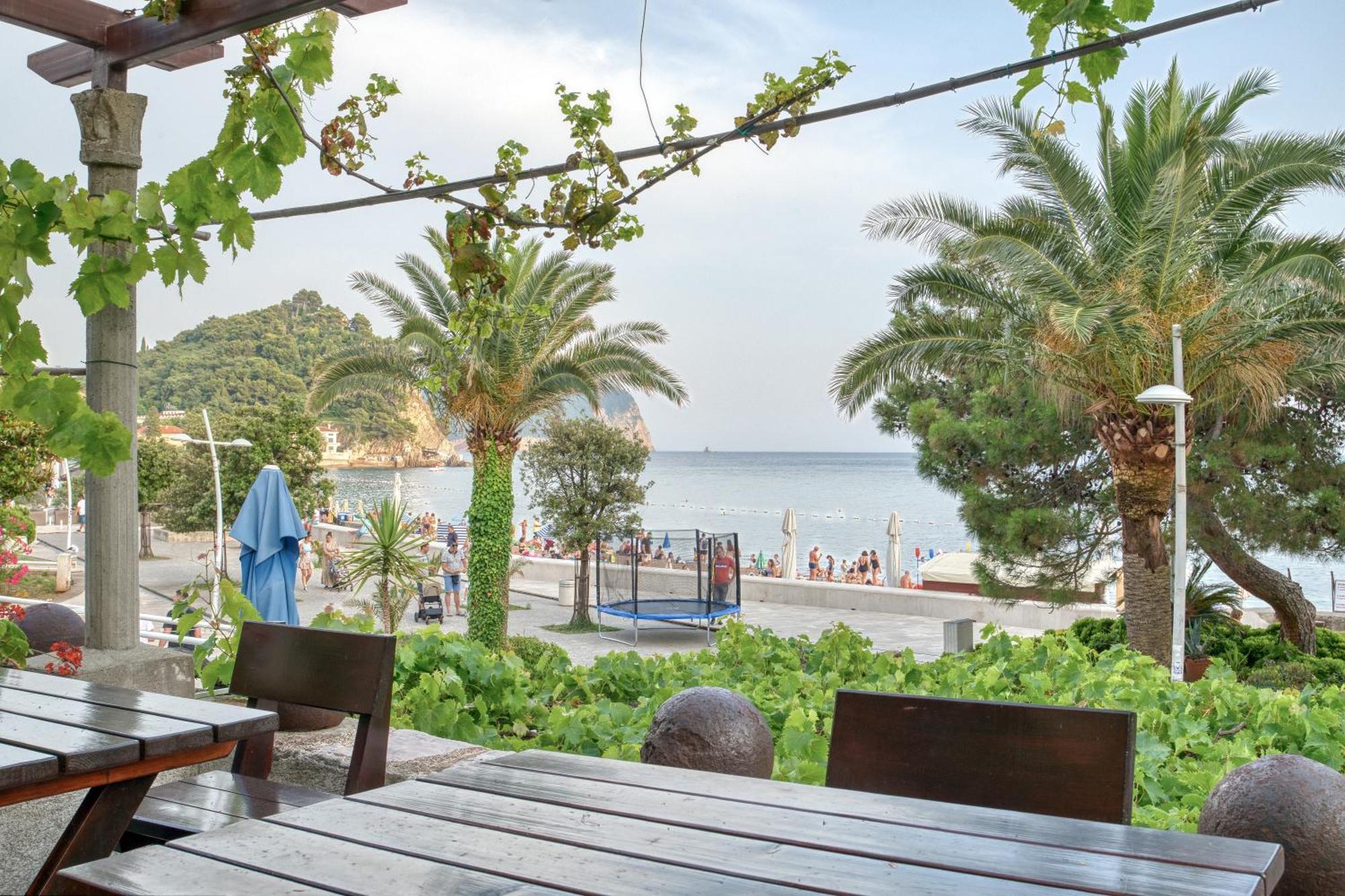 Sm Beach Residence Петровац Экстерьер фото