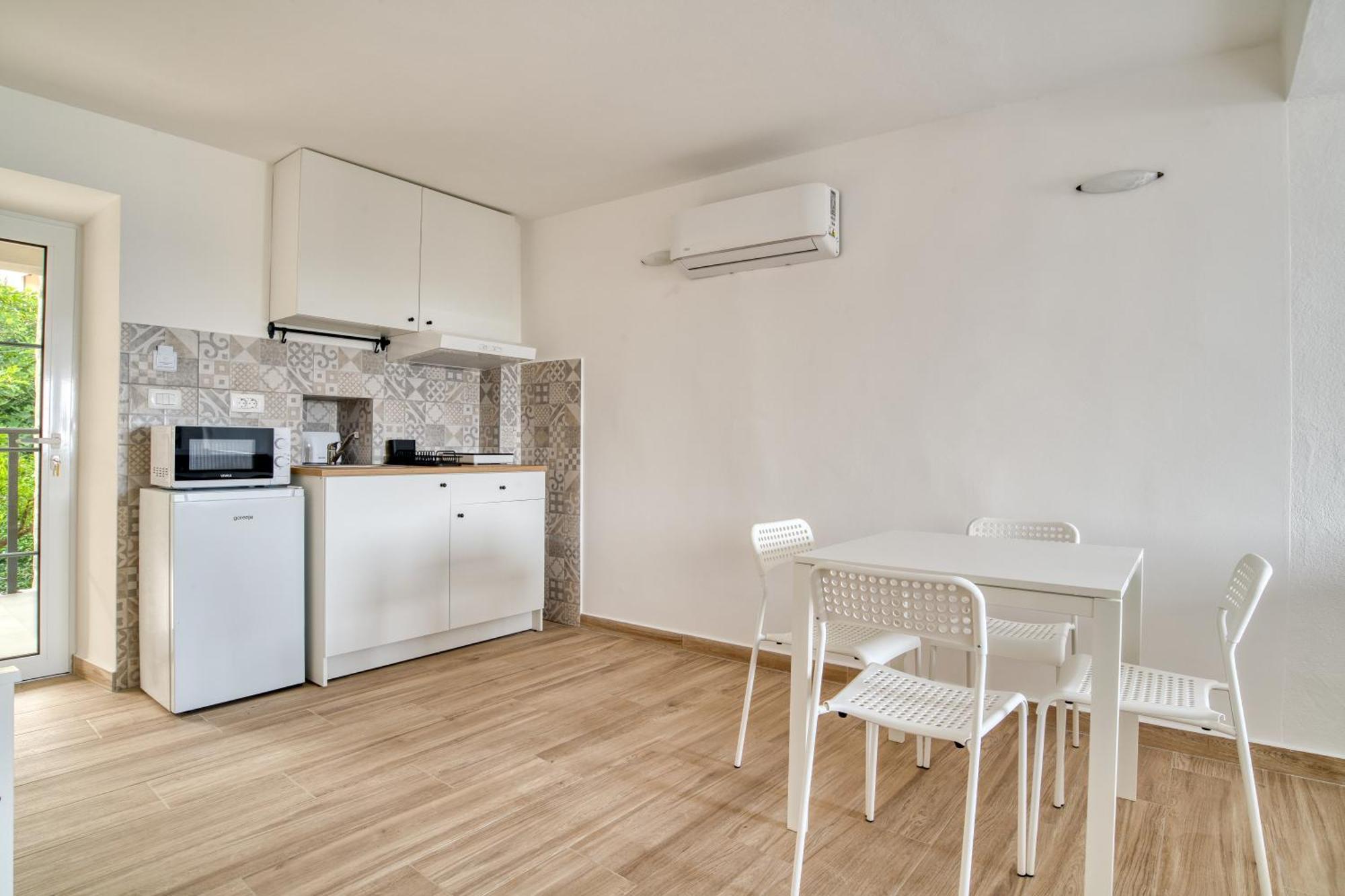 Sm Beach Residence Петровац Экстерьер фото