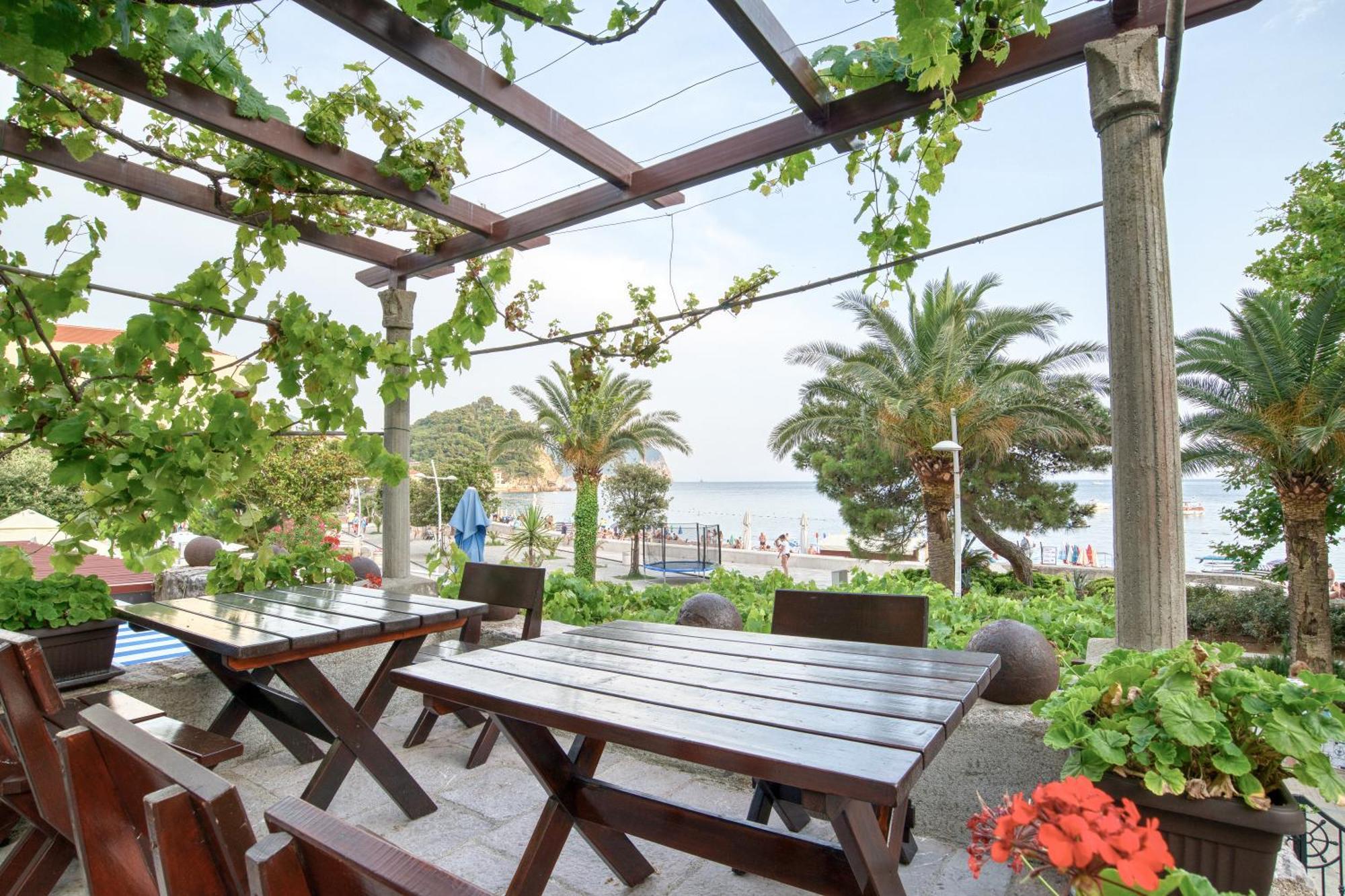 Sm Beach Residence Петровац Номер фото