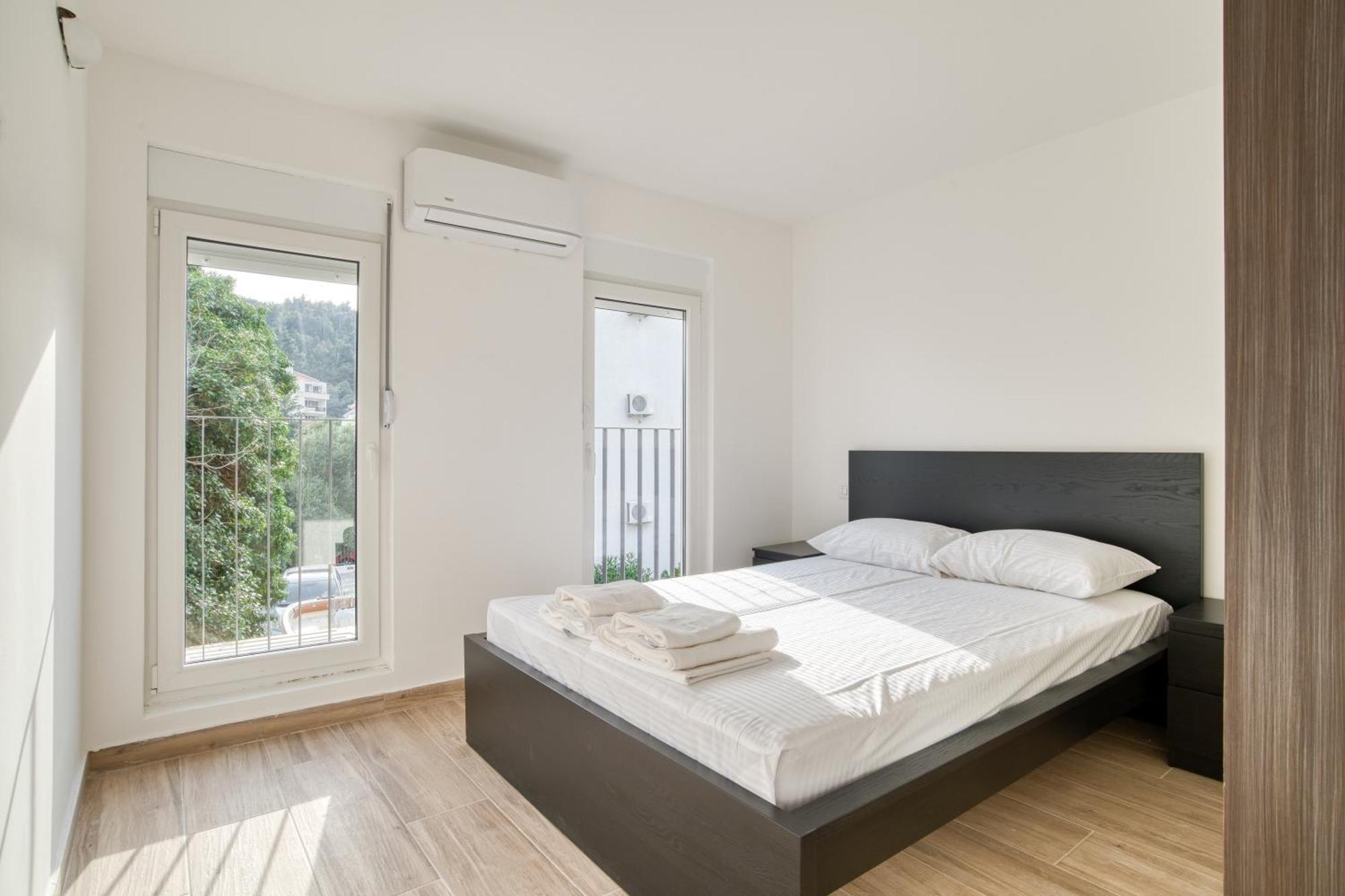 Sm Beach Residence Петровац Экстерьер фото